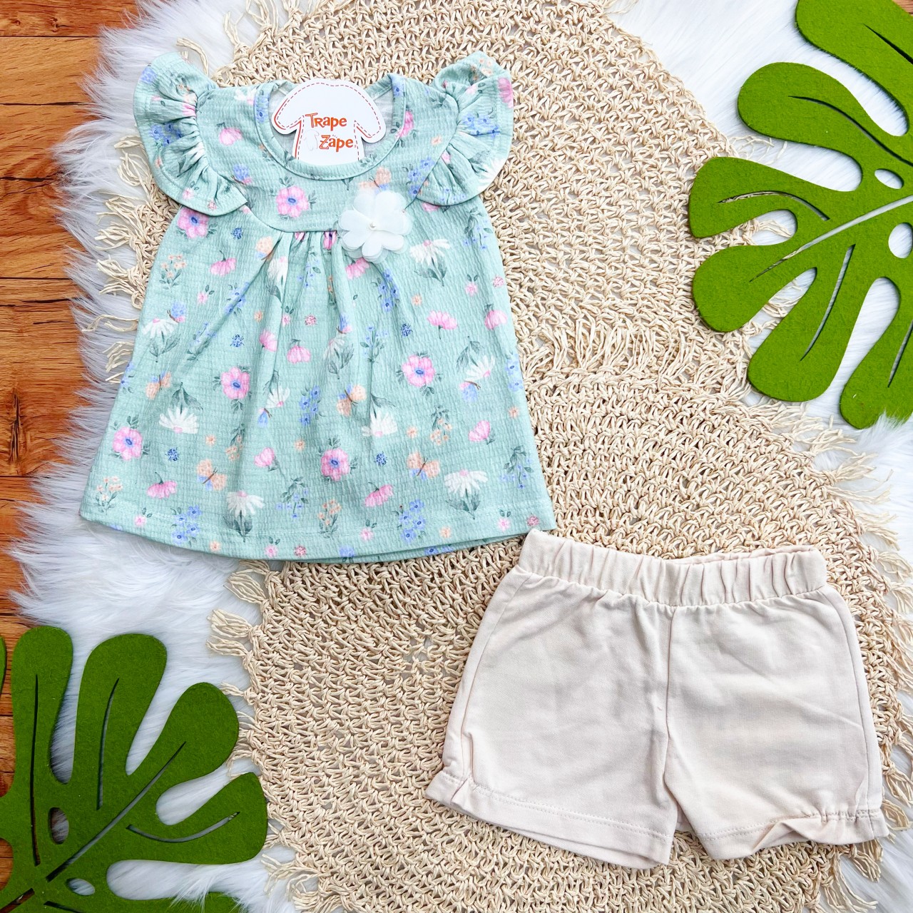 Conj. Blusa Jardim Colorido e Short - Verde e Areia